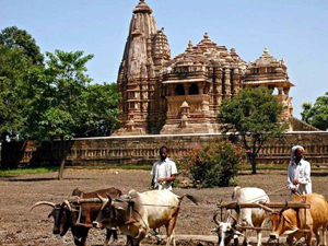 teluguone providing complete information about very famous temples of chitragupta temples in india